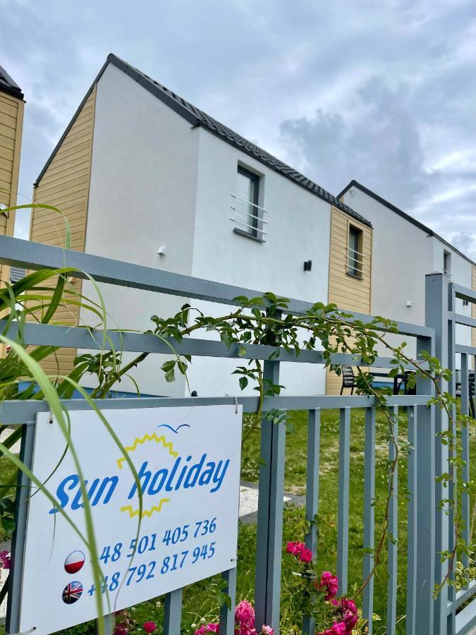 Sun-Holiday Domki Letniskowe Rewal Exterior photo